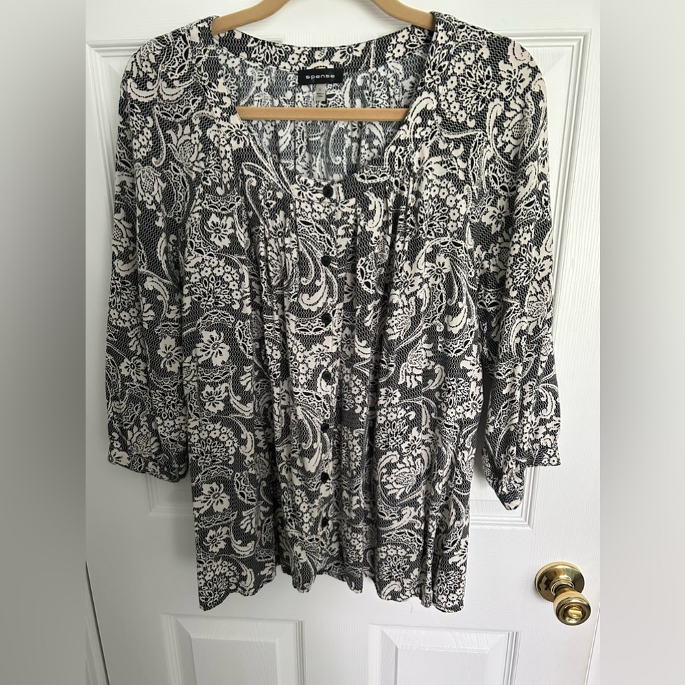 Spence size large knit blouse